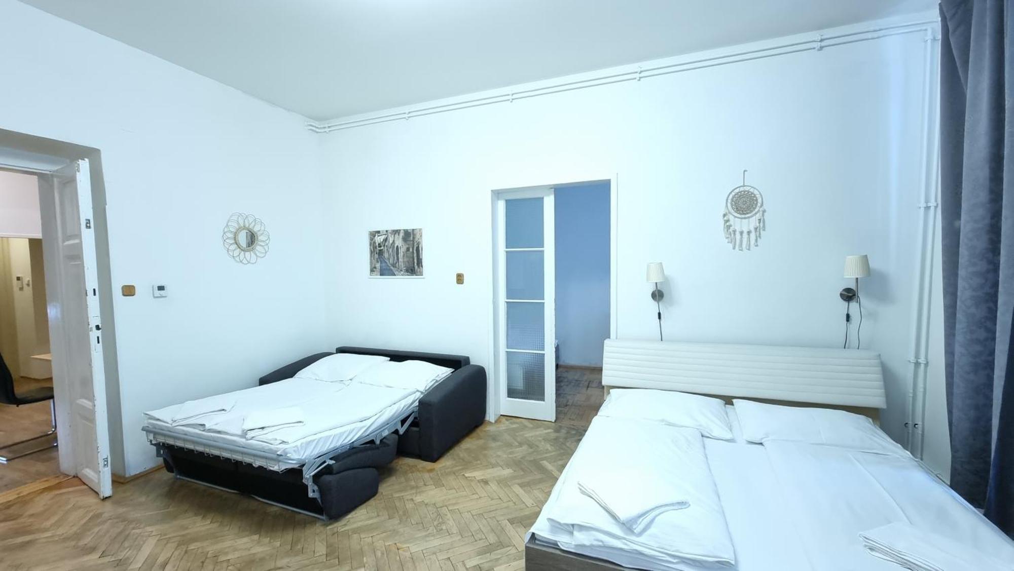 Apartment Krakovska 20 Prag Exteriör bild